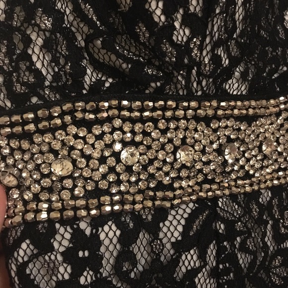 Black lace formal gown with slit in front - Picture 7 of 8